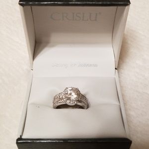 Crislu Zirconia ring